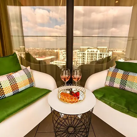 One Verdi Park Exclusive - Panoramic View & Private Parking 公寓 布加勒斯特