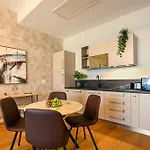 One Verdi Park Exclusive - Panoramic View & Private Parking *