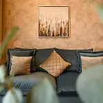 One Verdi Park Exclusive - Panoramic View & Private Parking Апартаменти