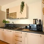 One Verdi Park Exclusive - Panoramic View & Private Parking Апартаменти Бухарест