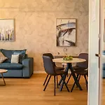 One Verdi Park Exclusive - Panoramic View & Private Parking Бухарест
