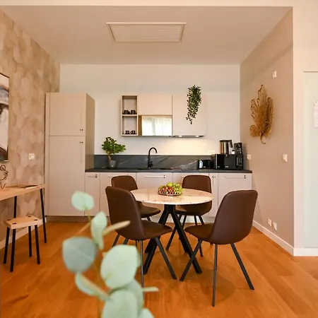 One Verdi Park Exclusive - Panoramic View & Private Parking Апартаменты *