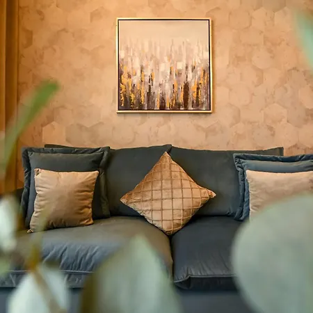 One Verdi Park Exclusive - Panoramic View & Private Parking Апартаменты