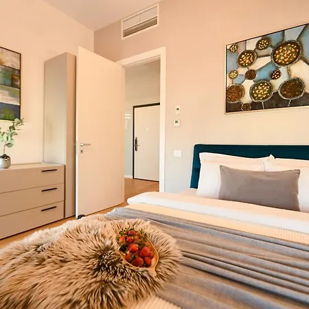 One Verdi Park Exclusive - Panoramic View & Private Parking *