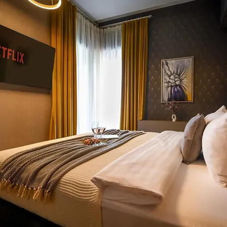 One Verdi Park Exclusive - Panoramic View & Private Parking Апартаменты *