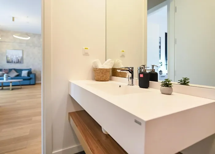 One Verdi Park Exclusive - Panoramic View & Private Parking Apartament *