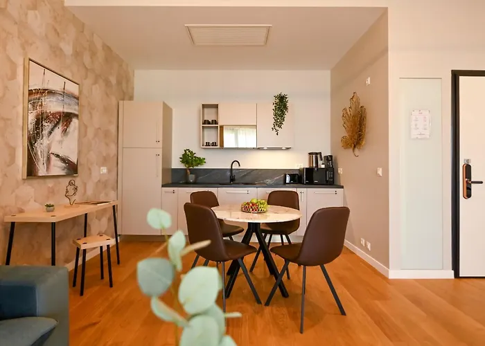 One Verdi Park Exclusive - Panoramic View & Private Parking Apartamento *