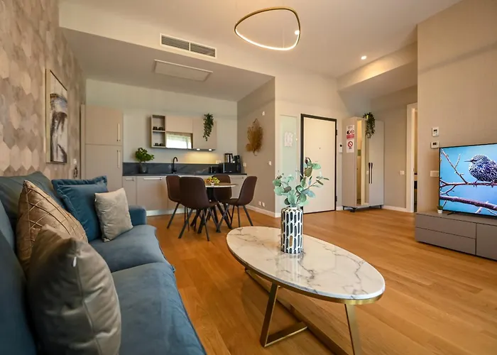 Lejlighed One Verdi Park Exclusive - Panoramic View & Private Parking Bukarest