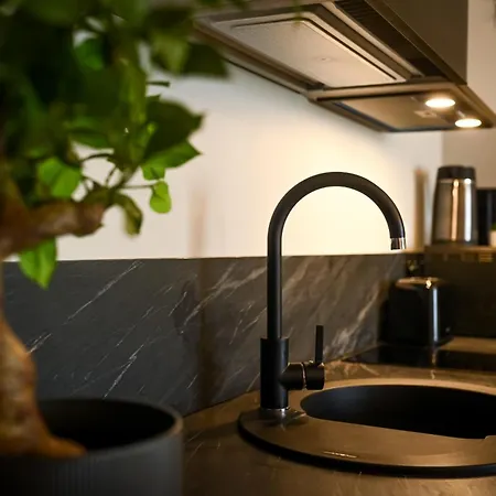 One Verdi Park Exclusive - Panoramic View & Private Parking Apartment