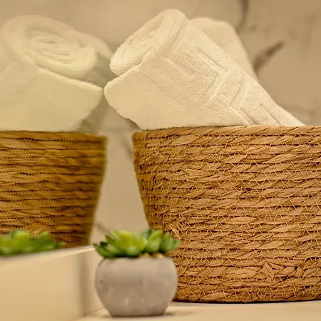 One Verdi Park Exclusive - Panoramic View & Private Parking Apartment