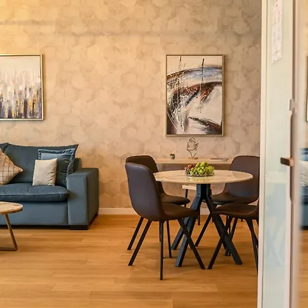 One Verdi Park Exclusive - Panoramic View & Private Parking Bukarest