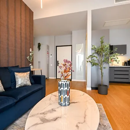 One Verdi Park Exclusive - Panoramic View & Private Parking * Bukarest